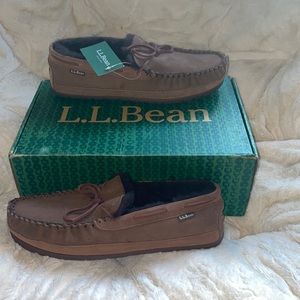 Brand new men’s L.L Bean WICKED GOOD MOCs real lamb fur lined